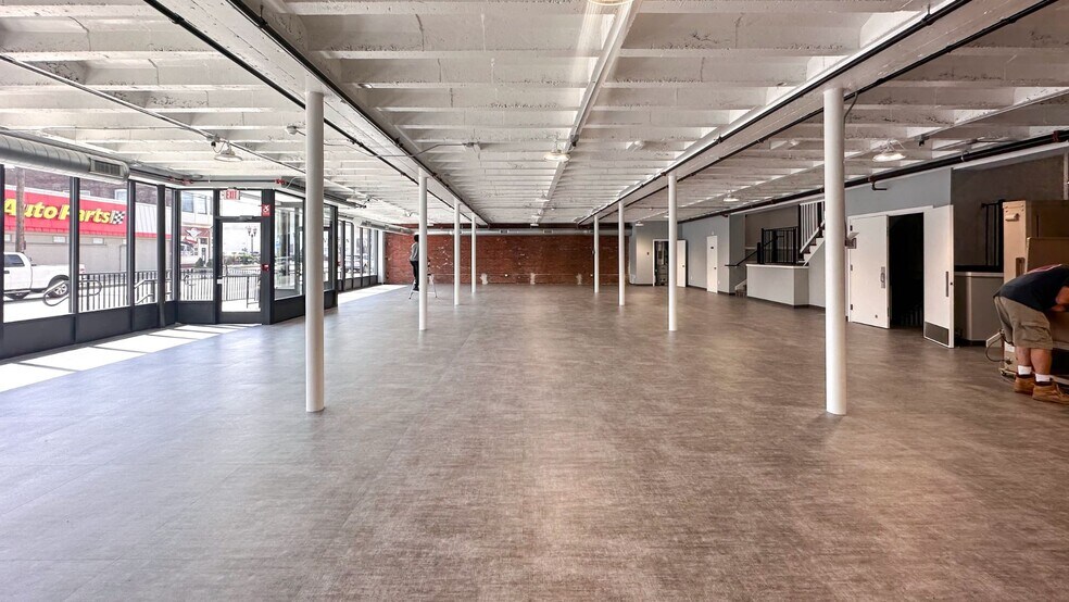 More Photos Of 83 E Main St, Torrington Freestanding For Lease