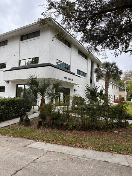 More Photos Of 701 E South St, Orlando Office For Sale