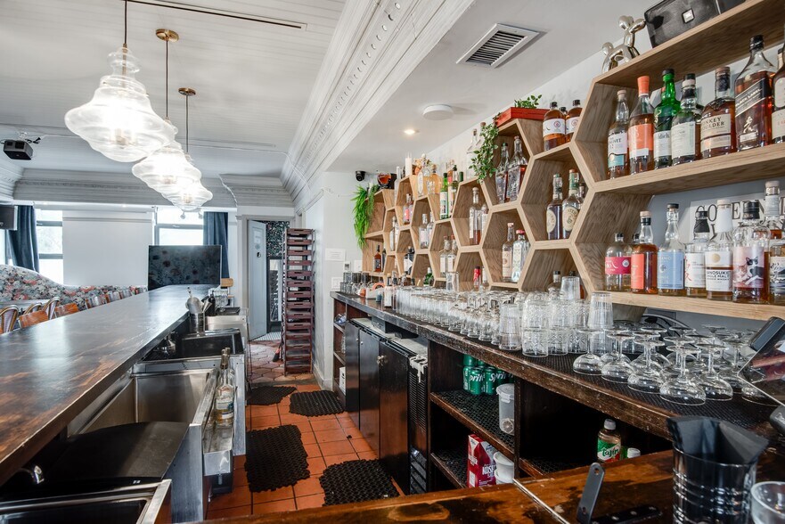More Photos Of 65 N 7th St, Brooklyn Warehouse For Sale
