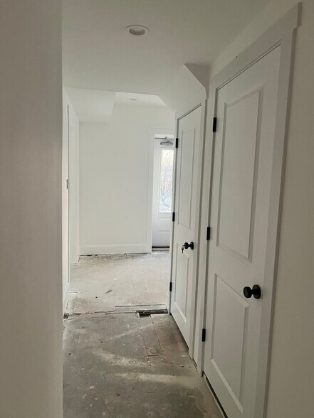 More Photos Of 121 E Lancaster Ave, Paoli Storefront Retail Office For Lease