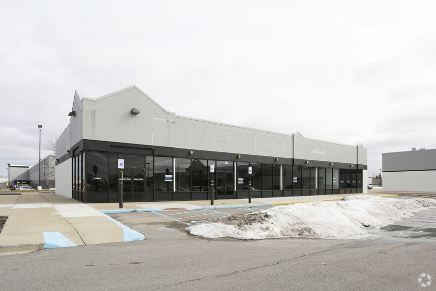 More Photos Of 4110-4250 28th St SE, Grand Rapids Unknown For Lease