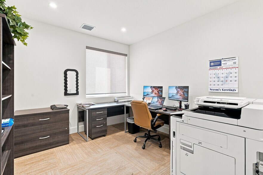 More Photos Of 2220 Taxi Way, Prescott Industrial For Sale
