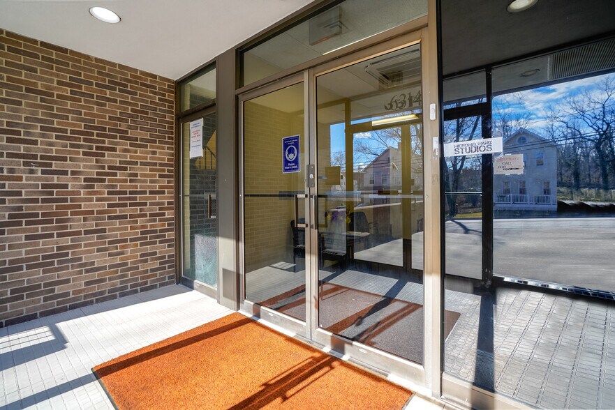 More Photos Of 6314 Windsor Mill Rd, Woodlawn Office For Sale