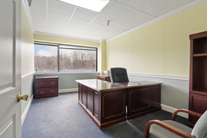 More Photos Of 339 Buschs Frontage Rd, Annapolis Medical For Sale