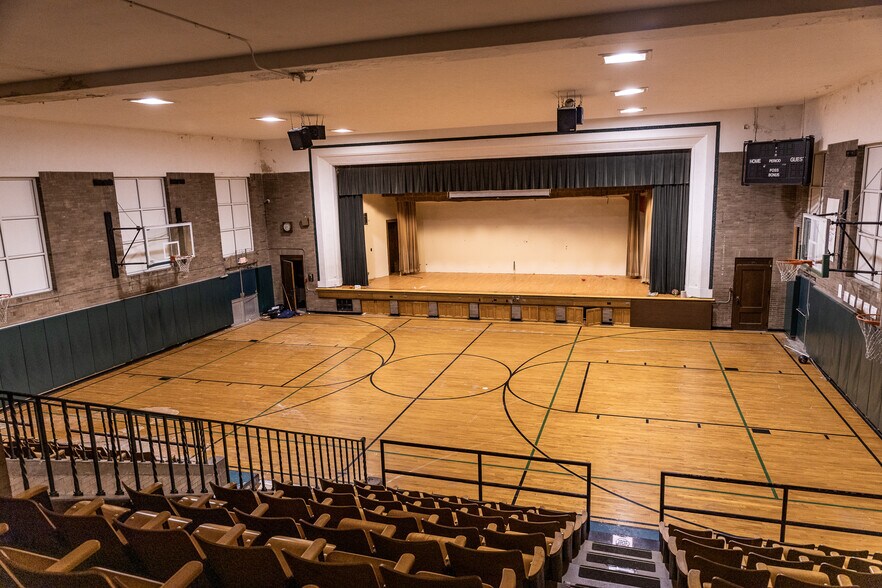 More Photos Of 3500 W National Rd, Springfield Schools For Sale