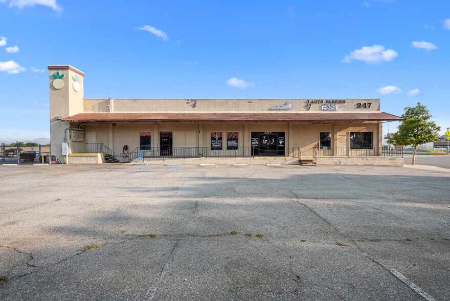 More Photos Of , Rialto Unknown For Sale