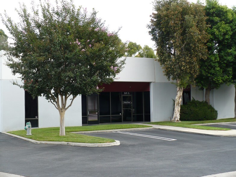 More Photos Of 505 Mercury Ln, Brea Warehouse For Lease