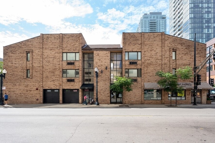 More Photos Of 1143-1155 N Wells St, Chicago Apartments For Lease