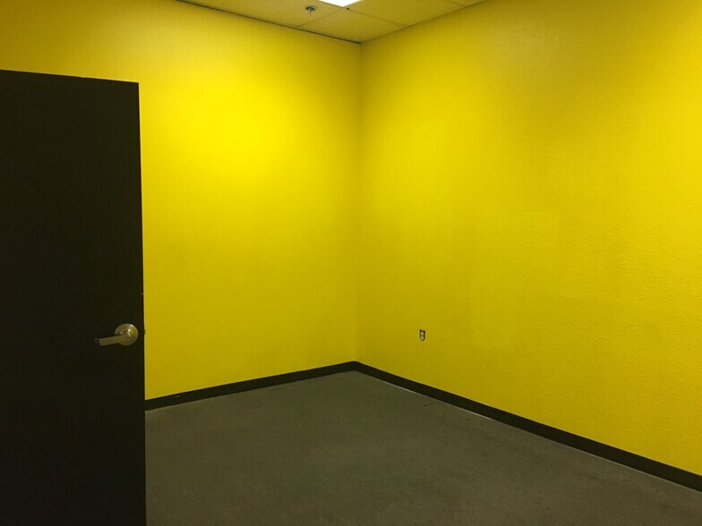 More Photos Of 779-789 E Monte Vista Ave, Vacaville General Retail For Lease