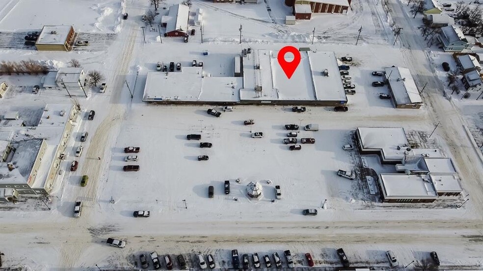 More Photos Of 24 Main SW st, Falher General Retail For Sale