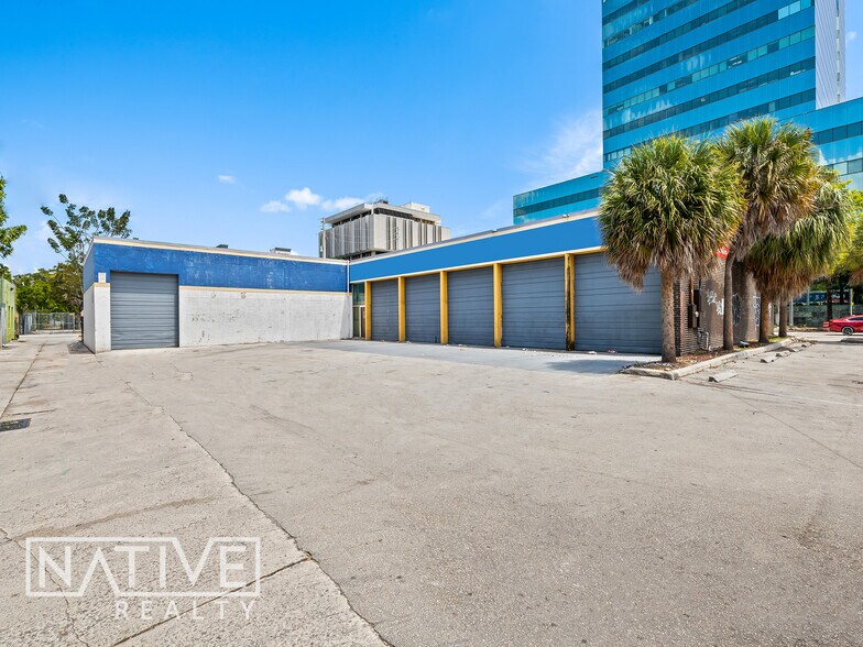 More Photos Of 11 N Andrews Ave, Fort Lauderdale Auto Repair For Lease