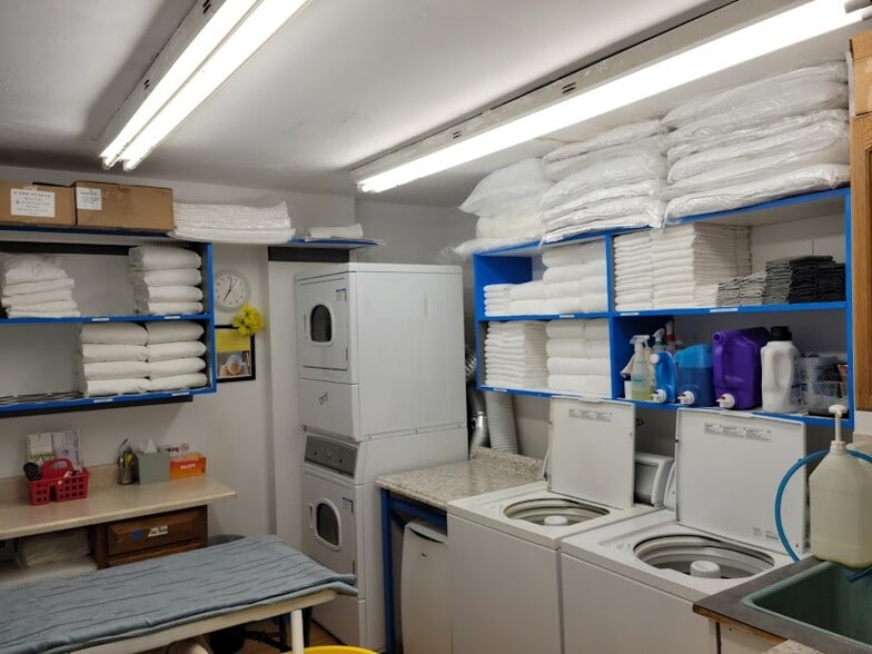 More Photos Of 2105 E Platte Ave, Colorado Springs Hotel For Sale