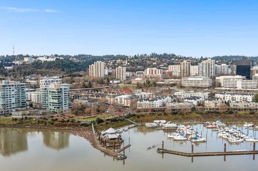 More Photos Of 315 S Montgomery St, Portland General Retail For Lease