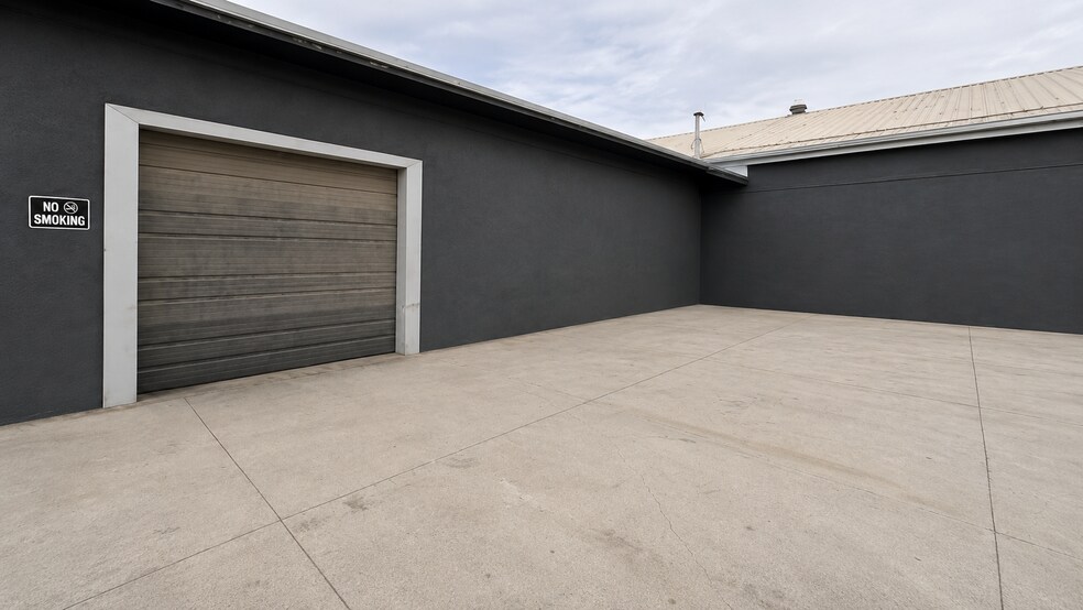More Photos Of 335 Academy Dr, Corrales Office For Lease