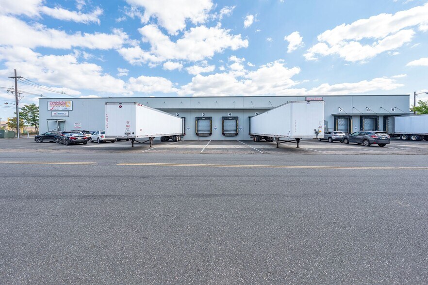 More Photos Of 75 Wood St, Paterson Manufacturing For Lease