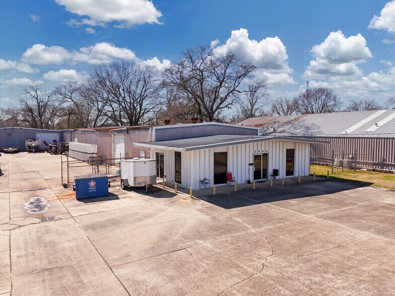 More Photos Of 204-206 Easy St, Lafayette Refrigeration Cold Storage For Sale