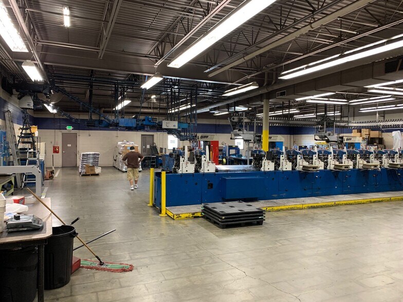 More Photos Of 1101 Twin View Blvd, Redding Office For Sale