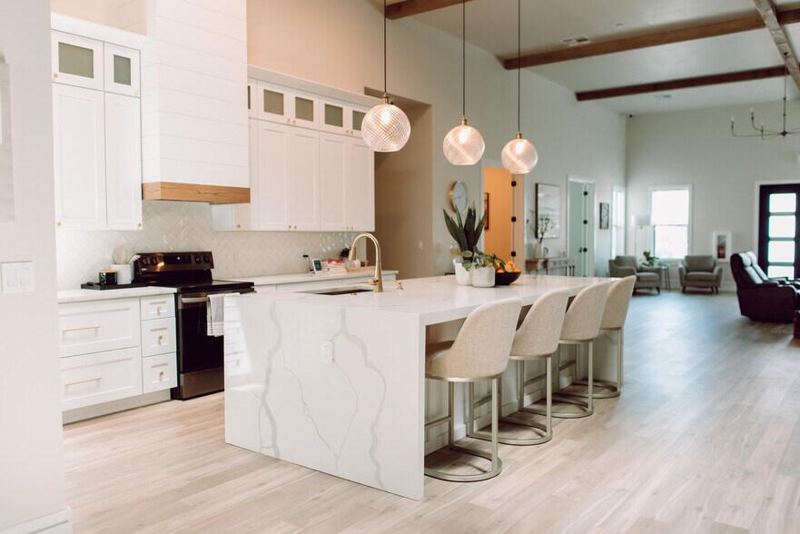 More Photos Of 8736 E Joshua Tree Ln, Scottsdale Assisted Living For Sale