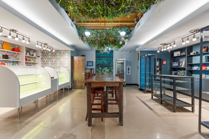 More Photos Of 621 S Kenosha Ave, Tulsa Auto Repair For Sale