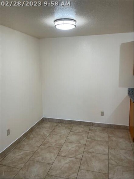 More Photos Of 5136-5154 SE 17th Ave, Portland Apartments For Sale