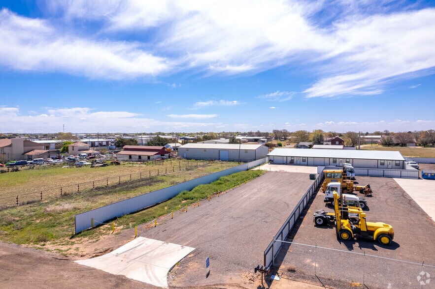 More Photos Of 1627 County Road 7340, Lubbock Warehouse For Sale