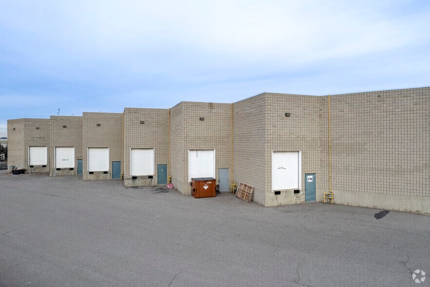 More Photos Of 7676 Woodbine Ave, Markham Office For Lease