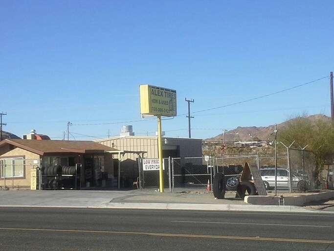 More Photos Of 61046 Twentynine Palms Hwy, Joshua Tree Storefront Retail Office For Sale