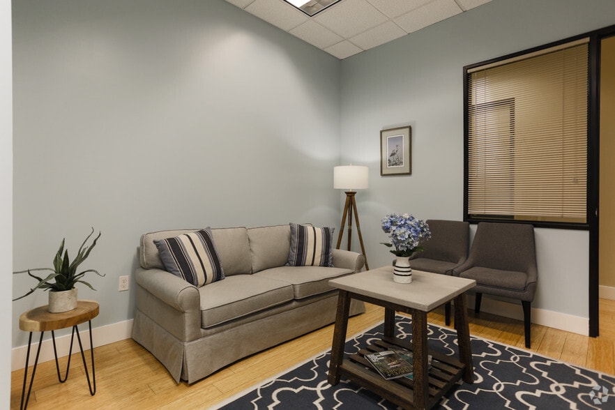 More Photos Of 1975 NW 167th Pl, Beaverton Office For Lease