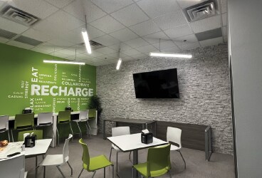 More Photos Of 2526 E Southern Ave, Phoenix Flex For Lease