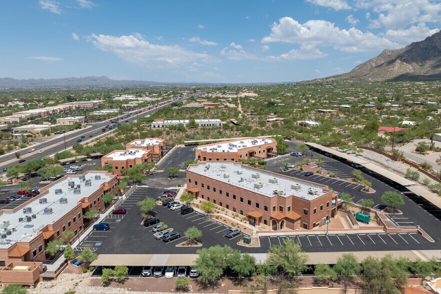 More Photos Of 7490 N Oracle Rd, Tucson Medical For Sale
