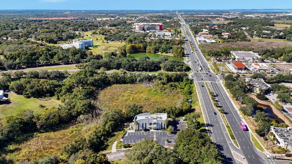 More Photos Of 9582 W Colonial Dr, Ocoee Medical For Lease