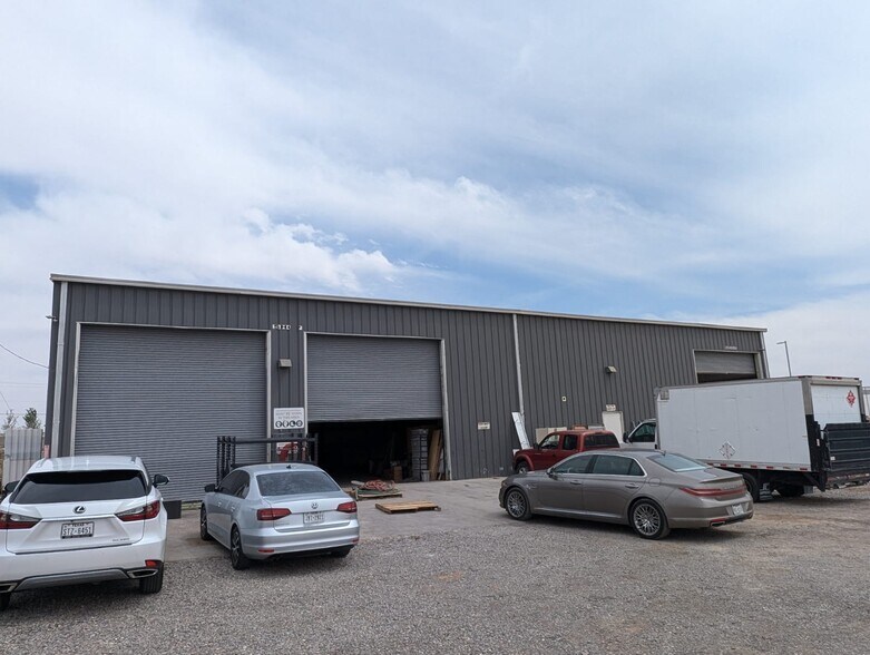 More Photos Of 8000 Escobar Dr, El Paso Land For Lease