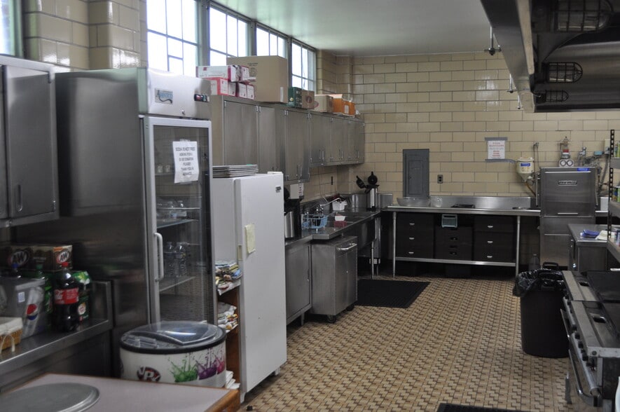 More Photos Of 2300 Mahantongo St, Pottsville Theater Concert Hall For Sale