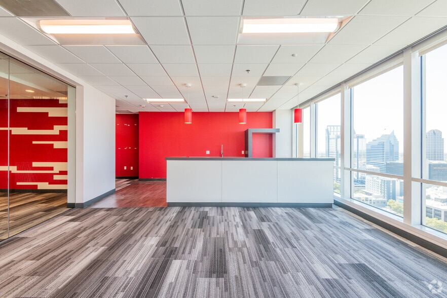 More Photos Of 980 9th St, Sacramento Unknown For Lease