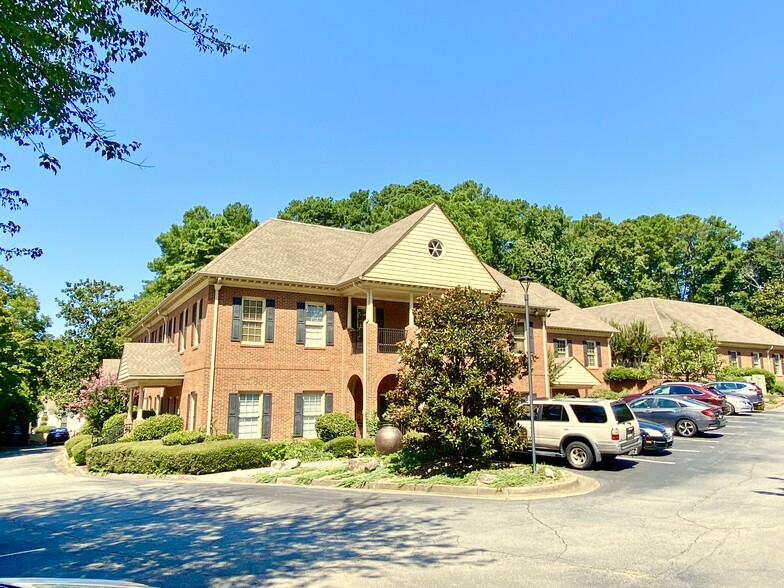 Primary Photo Of 1776 Old Spring House Ln, Dunwoody Medical For Lease