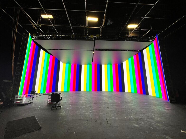 More Photos Of 3350 Greenbriar Pky SW, Atlanta Movie Radio TVStudio For Lease