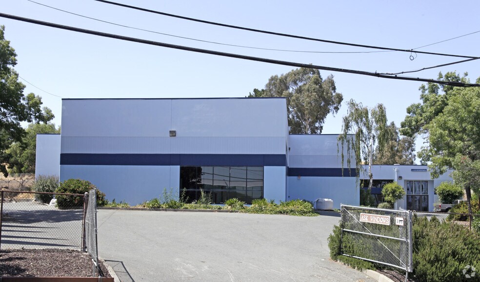 More Photos Of 280 Arthur Rd, Martinez Warehouse For Sale
