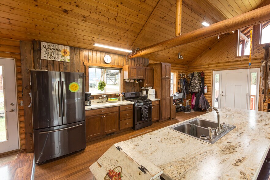 More Photos Of 2213 Main St E, Thompson Falls Land For Sale