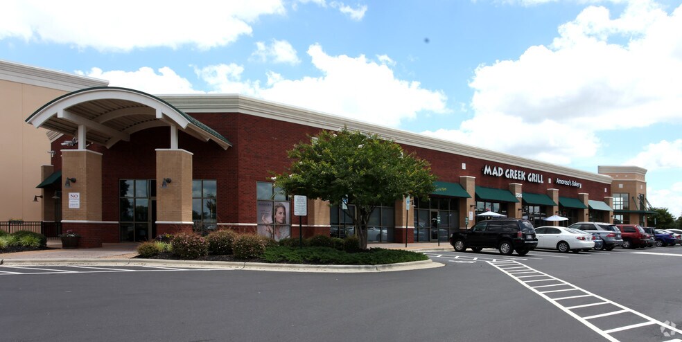 More Photos Of 5824 Samet Dr, High Point Storefront For Lease