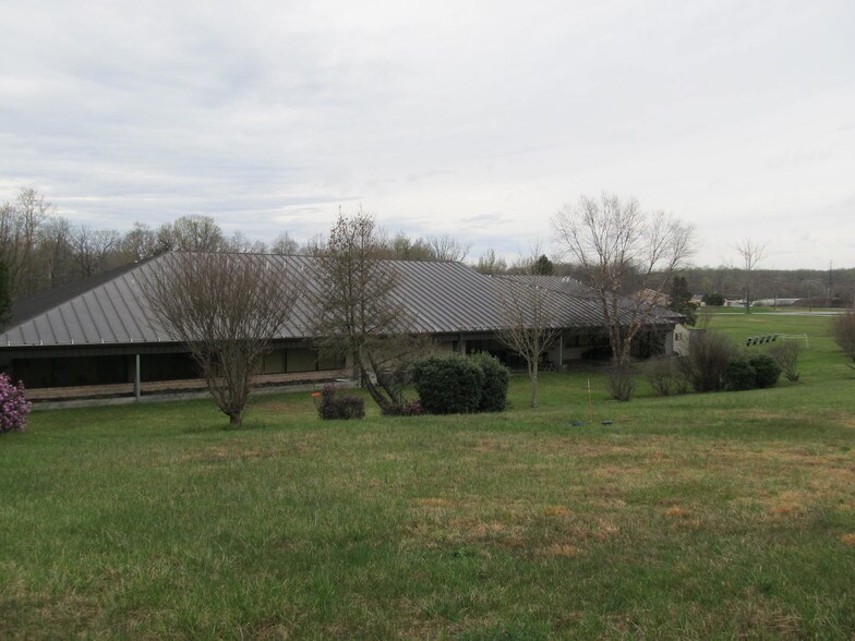 More Photos Of 505 Blue Ball Rd, Elkton Office For Lease