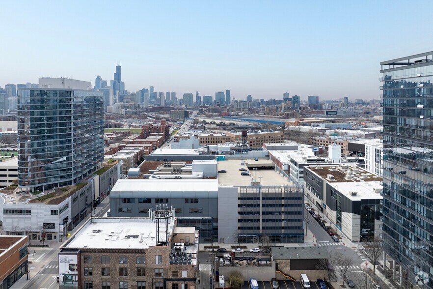 More Photos Of 1460-1466 N Halsted St, Chicago Medical For Lease