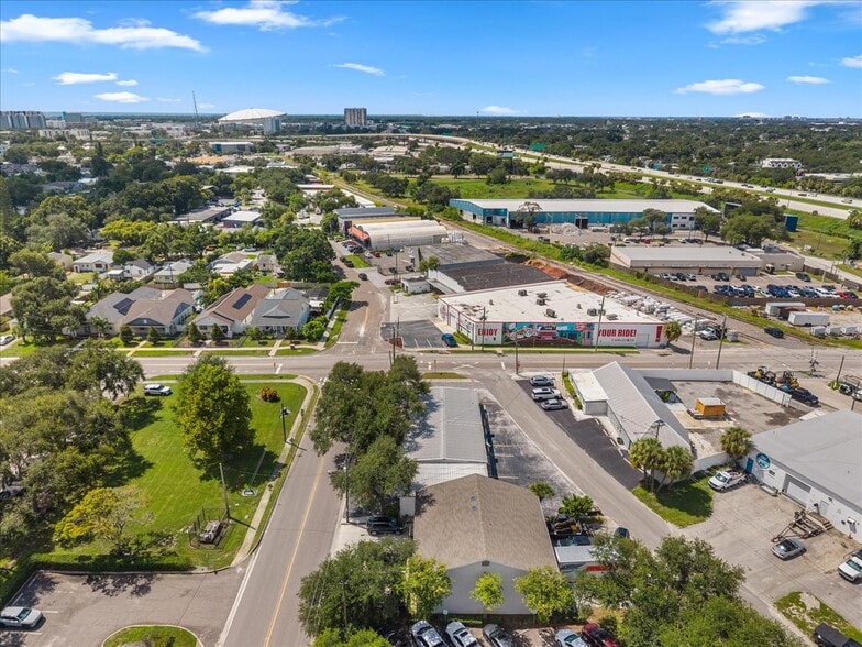 More Photos Of 1901 13th Ave N, Saint Petersburg Distribution For Lease