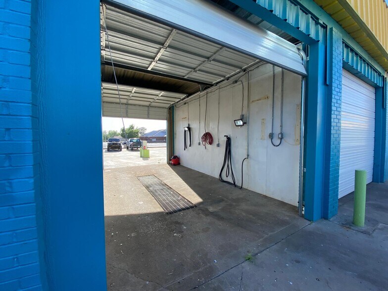 More Photos Of 10150 E 11th St, Tulsa Carwash For Sale