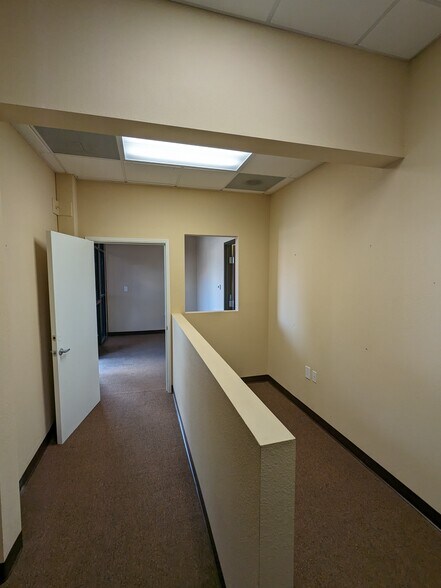 More Photos Of 5140 E Florence Ave, Bell Freestanding For Lease