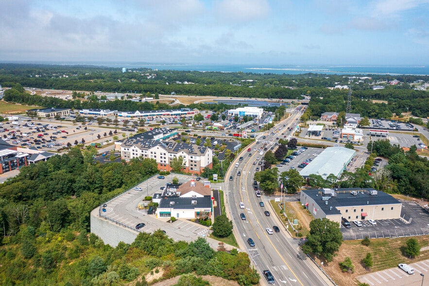 More Photos Of 47-53 Long Pond Rd, Plymouth Restaurant For Lease