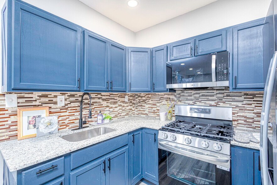 More Photos Of 2665 Columbus St, Detroit Apartments For Sale