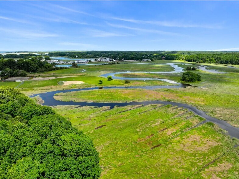 More Photos Of 74 Martin St, Essex Office Residential For Sale