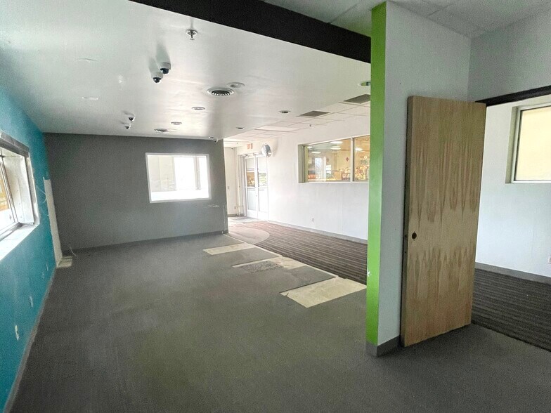 More Photos Of 1200-1220 W Parnell Rd, Jackson Unknown For Lease