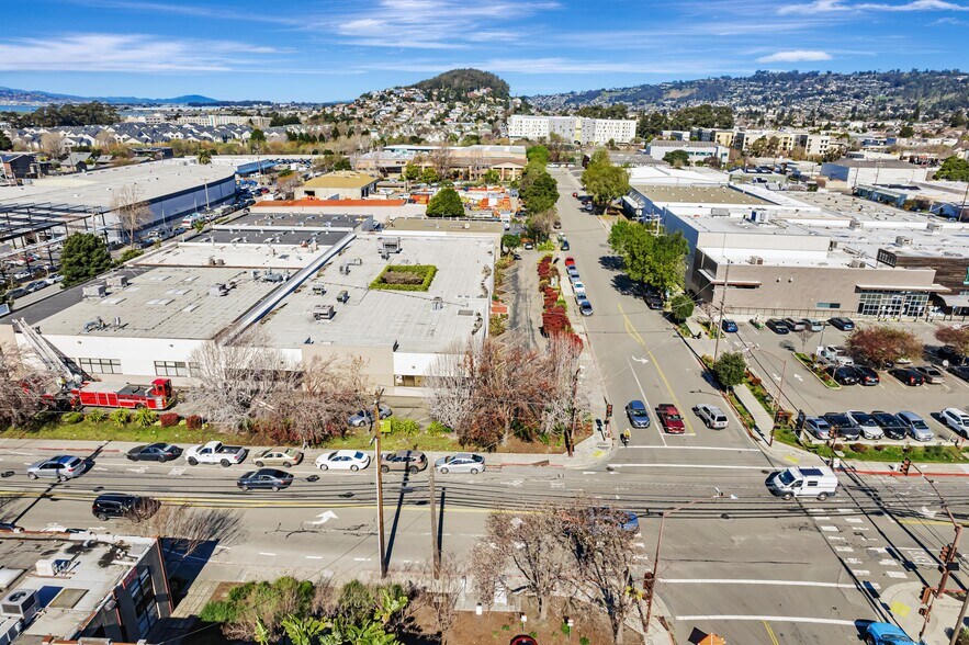 More Photos Of 1320-1326 9th St, Berkeley Warehouse For Sale