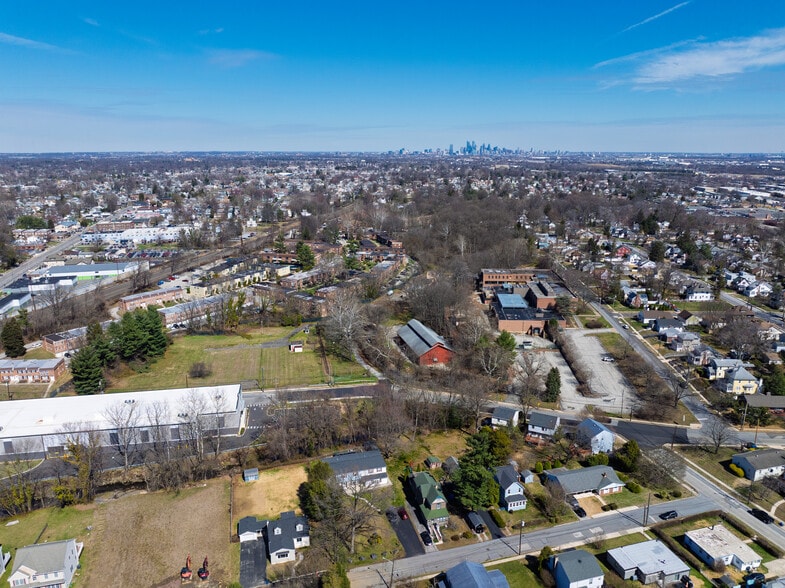 More Photos Of 500 S Ridgeway Ave, Glenolden Research And Development For Sale